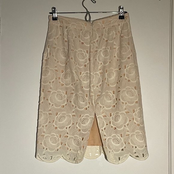 J. Crew | Ivory Austian Lace A-Line Pencil Skirt with Slit | US 2 | Ivory/Nude - Picture 2 of 5